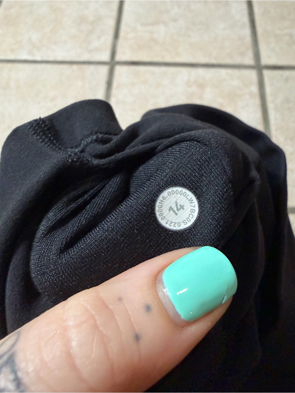 Lululemon Align High-Rise Short *8” (Black) Size 14 - Picture 3 of 6
